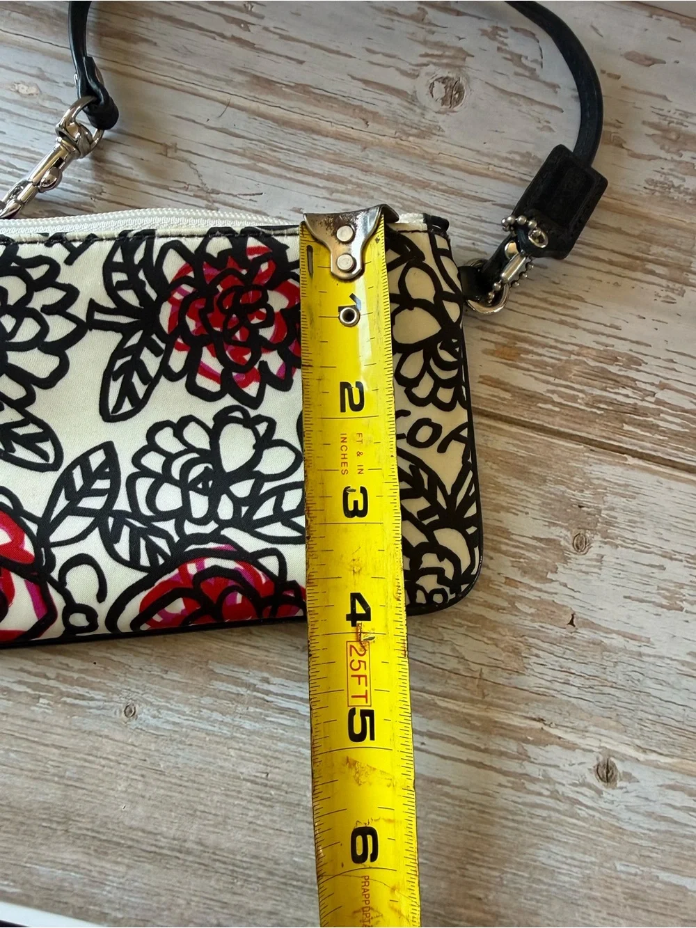 Coach wristlet white